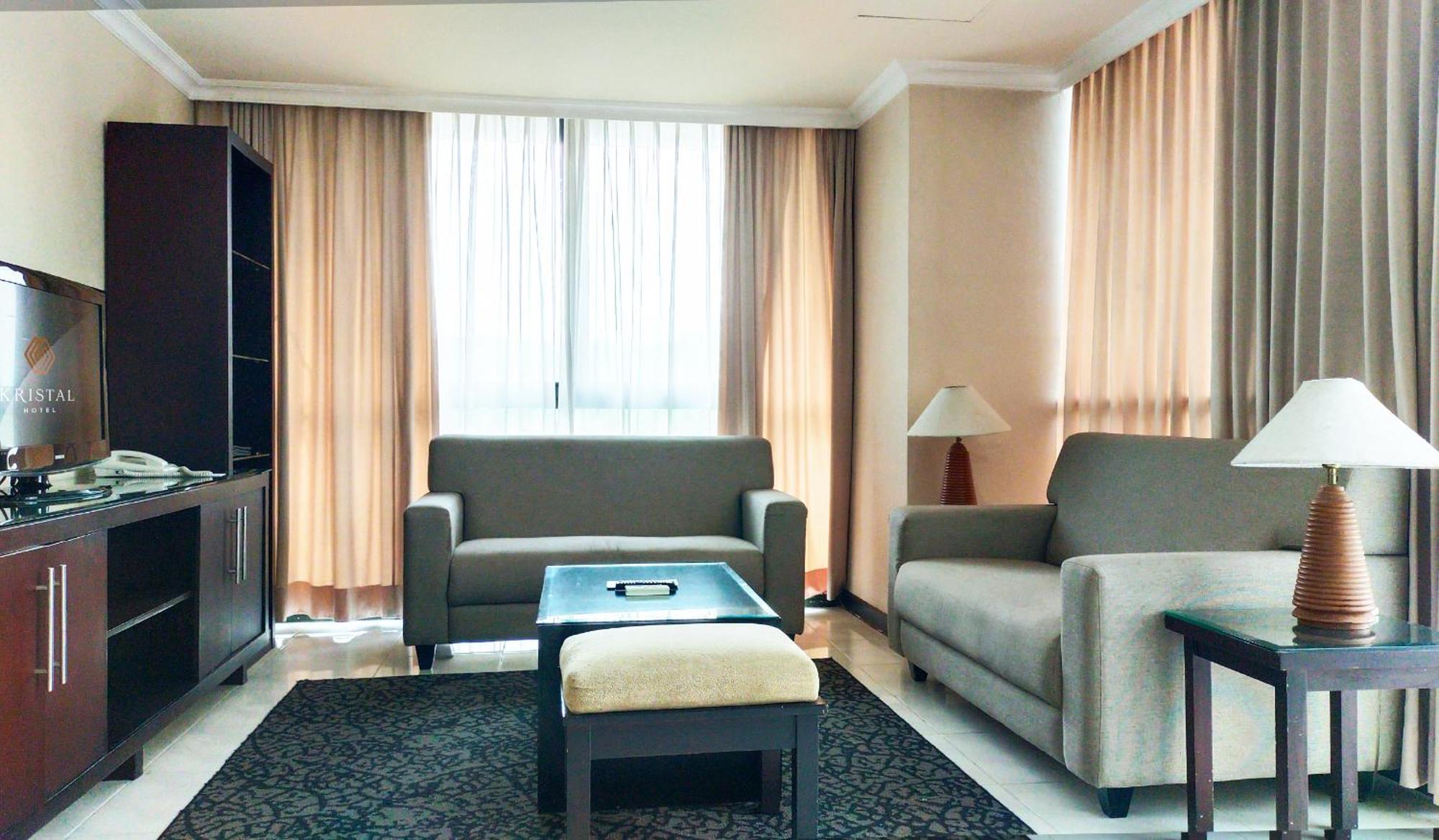 Kristal Hotel ג'קרטה מראה חיצוני תמונה
