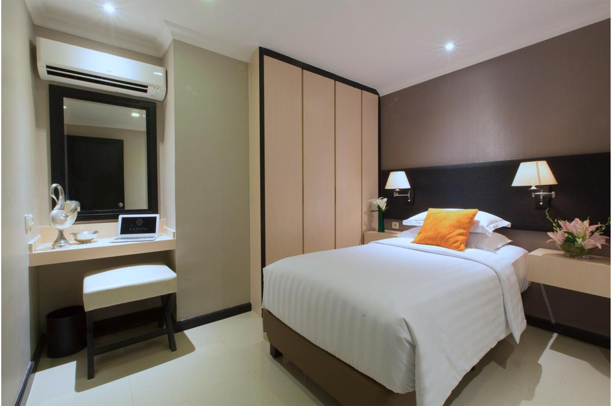 Kristal Hotel ג'קרטה מראה חיצוני תמונה
