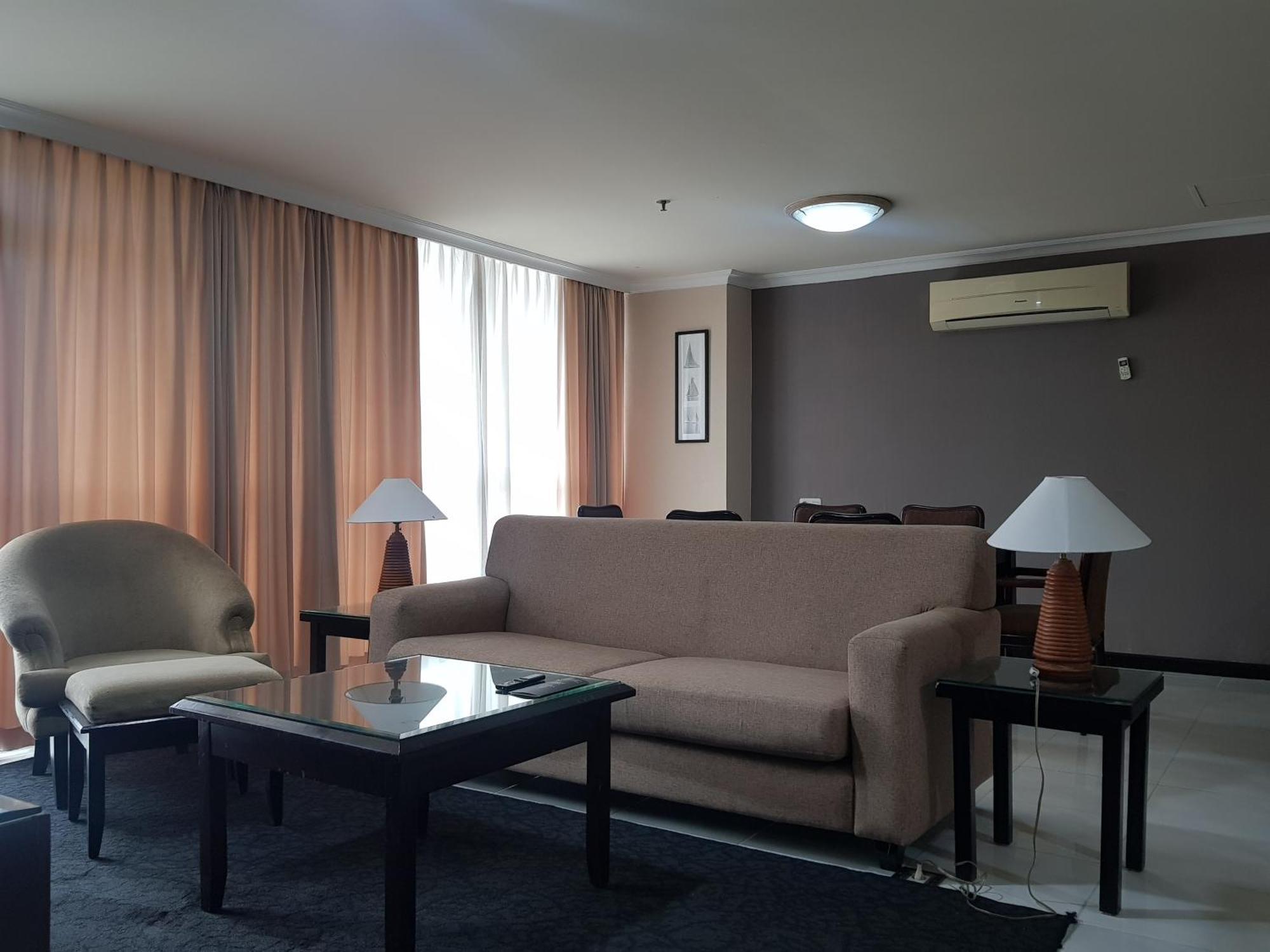 Kristal Hotel ג'קרטה מראה חיצוני תמונה