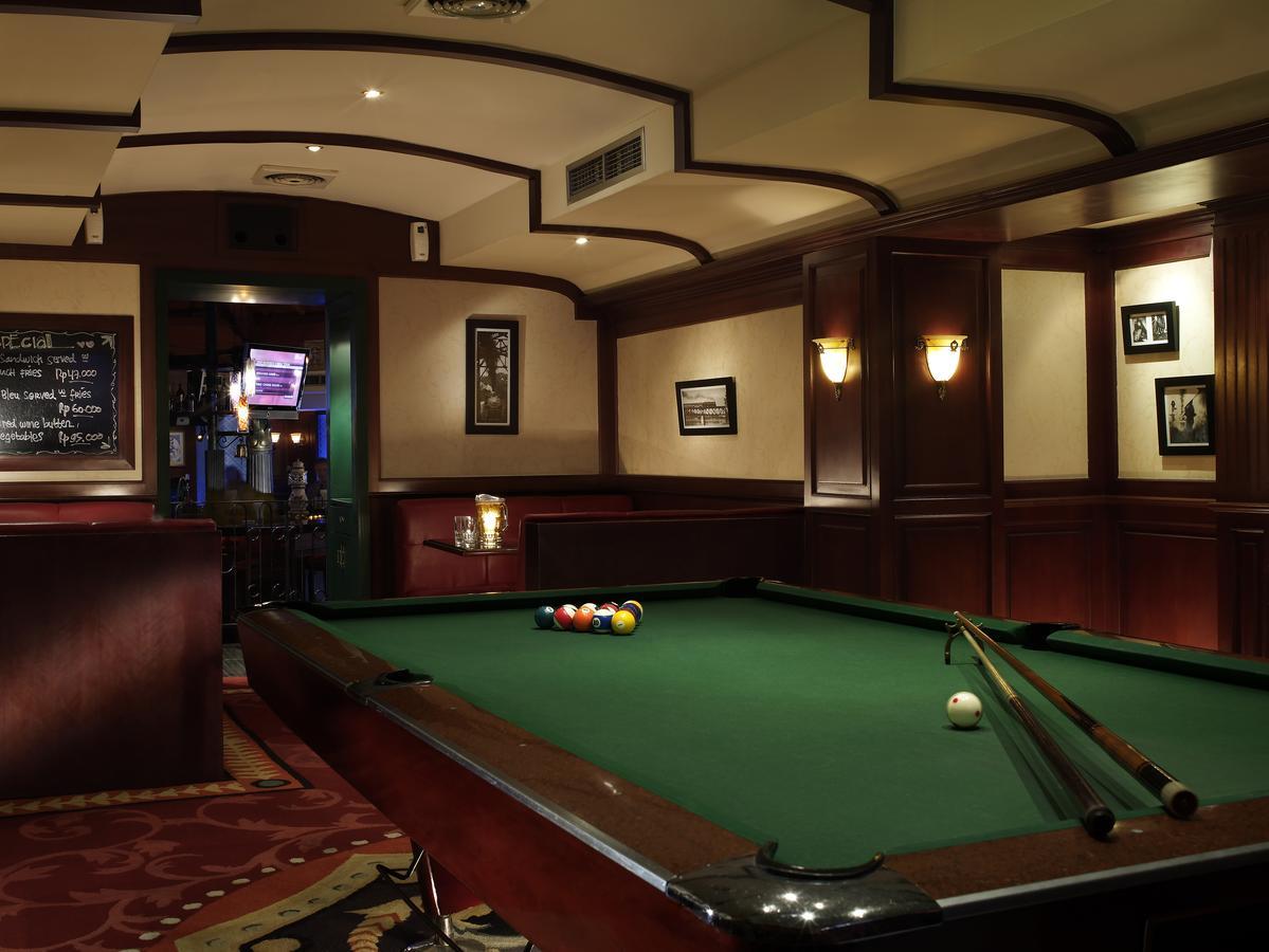 Kristal Hotel ג'קרטה מראה חיצוני תמונה