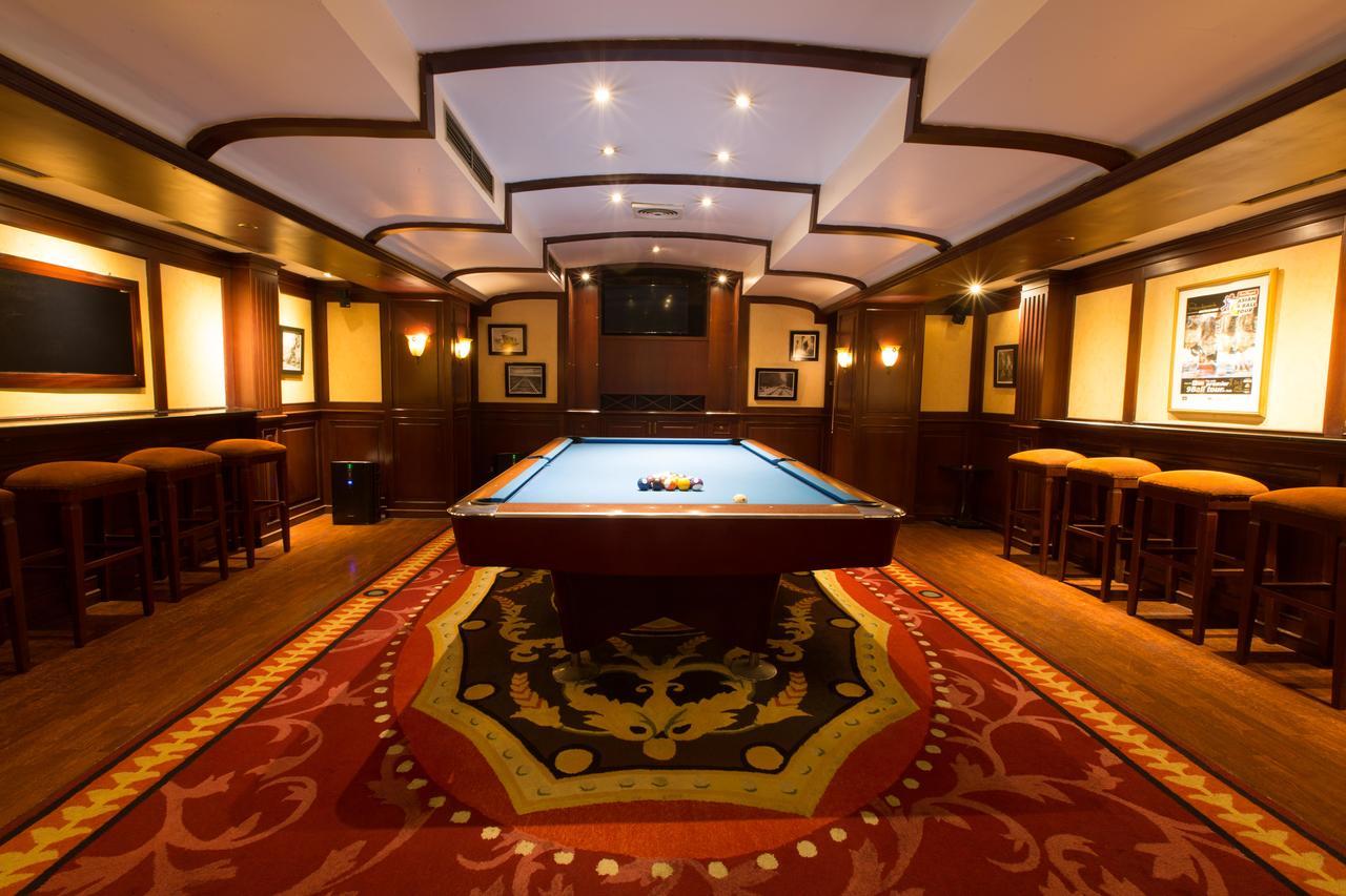 Kristal Hotel ג'קרטה מראה חיצוני תמונה
