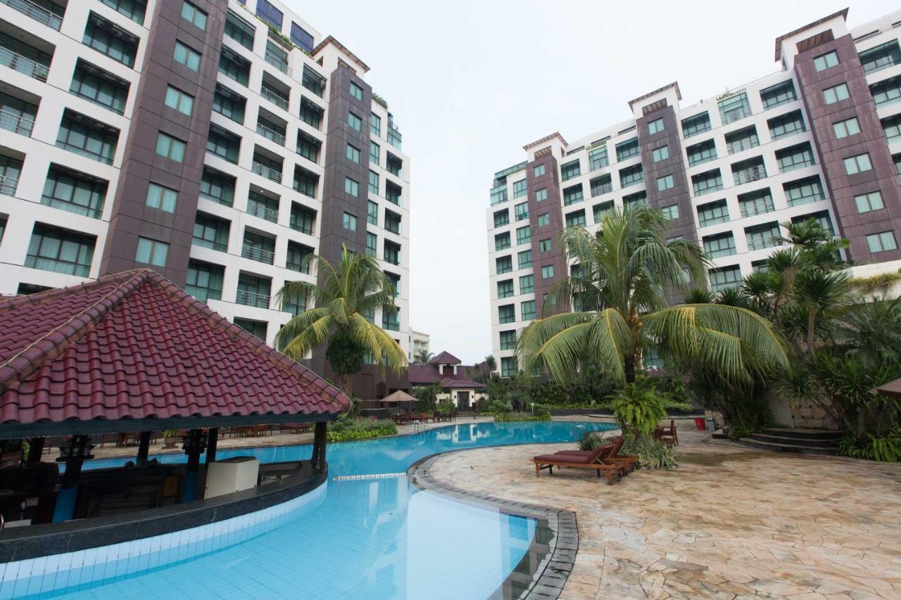 Kristal Hotel ג'קרטה מראה חיצוני תמונה
